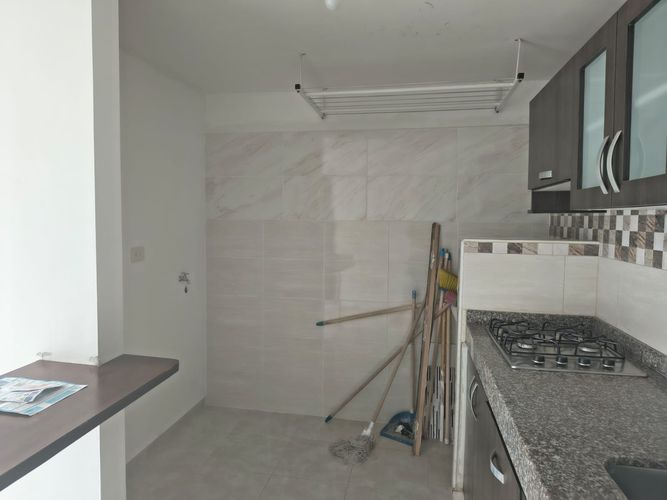 Apartamento de 2 alcobas en venta en Cd. Valle De Barroblanco, Piedecuesta, 56 m² · foto 7 de 7