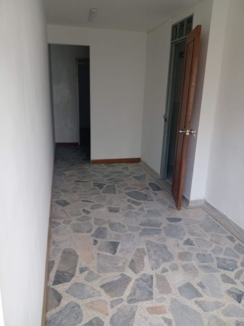 Local en arriendo en La Lorena Ii Etapa, Pereira, 65 m² · foto 3 de 12