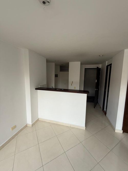 Apartaestudio en arriendo en Villa Nueva, Medellín, 30 m² · foto 3 de 7