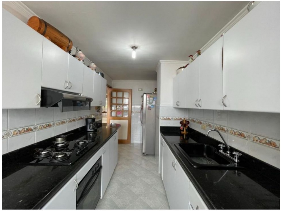 Apartamento en venta en El Poblado, Medellín 3