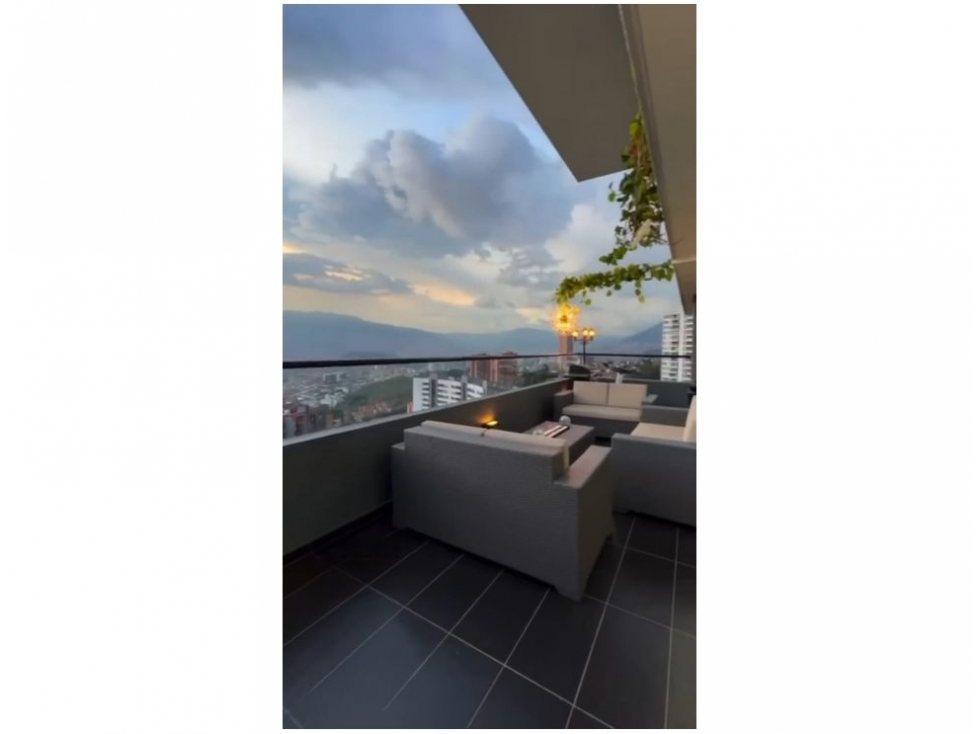 Apartamento en venta en El Poblado, Medellín 3