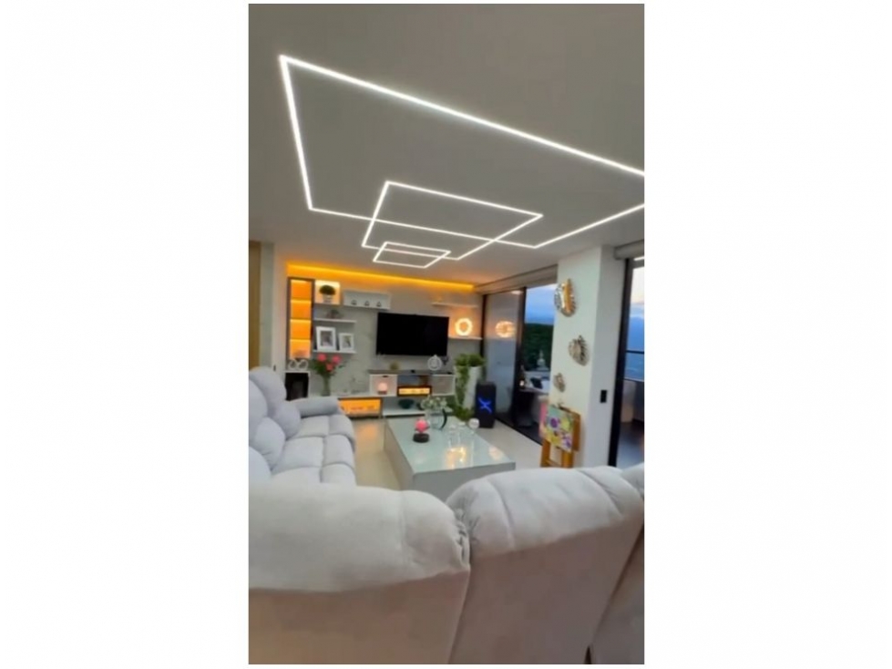 Apartamento en venta en El Poblado, Medellín 5