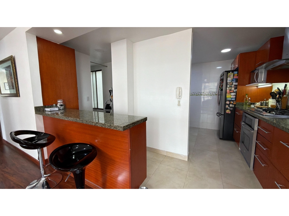 Apartamento en venta en Lagos De Cordoba, Bogotá · foto 4 de 24