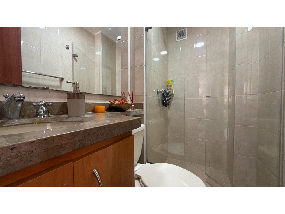 Apartamento en venta en Lagos De Cordoba, Bogotá · foto 16 de 24