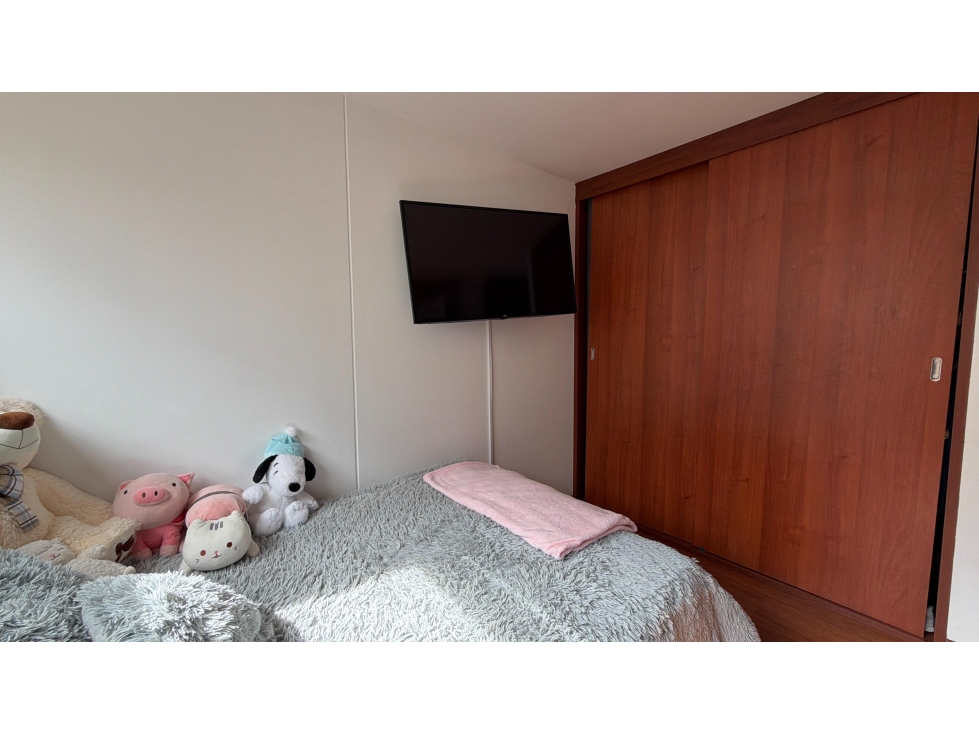 Apartamento en venta en Lagos De Cordoba, Bogotá · foto 18 de 24