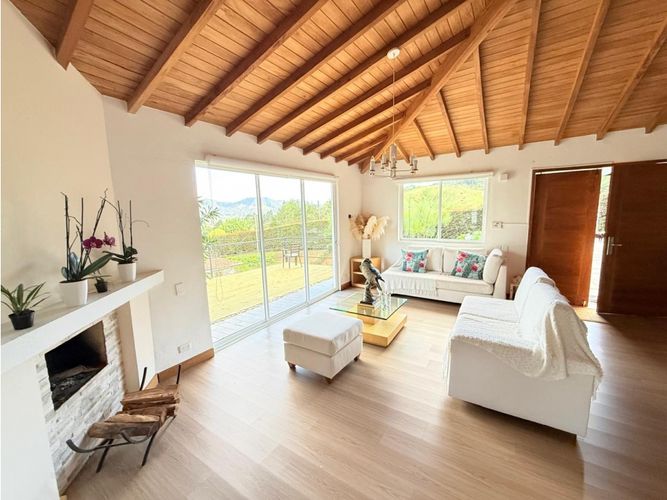 Finca en arriendo en Llano Grande, La Ceja, 255 m² · foto 5 de 21