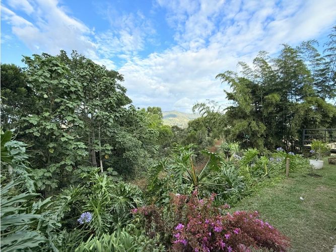 Finca en arriendo en Llano Grande, La Ceja, 255 m² · foto 13 de 21