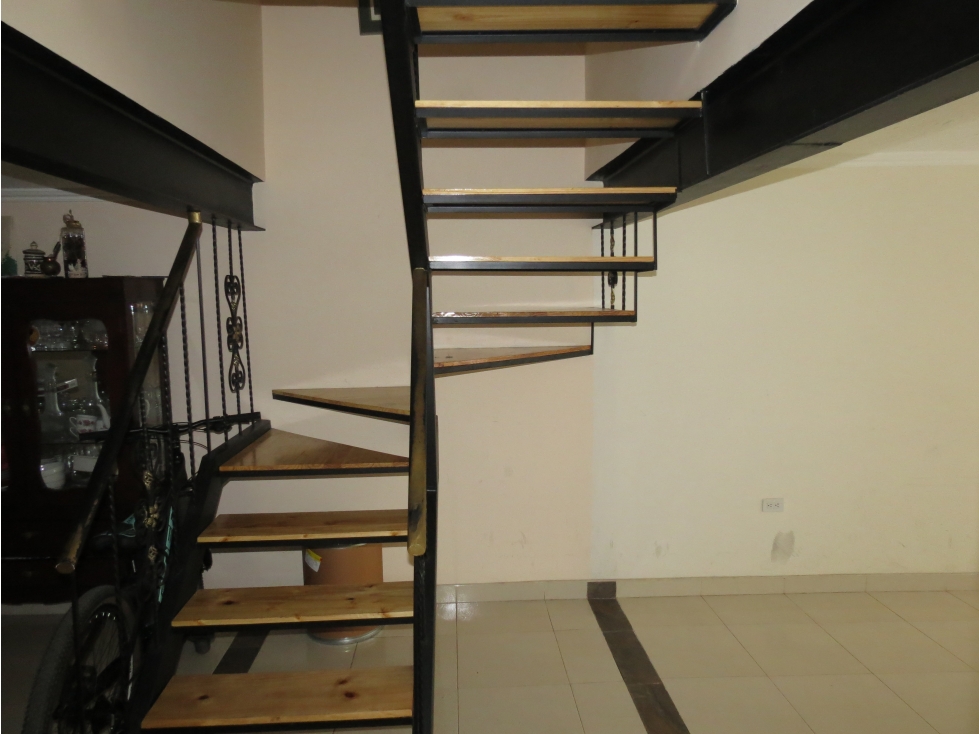 Casa en venta en Engativá, Bogotá · foto 10 de 24