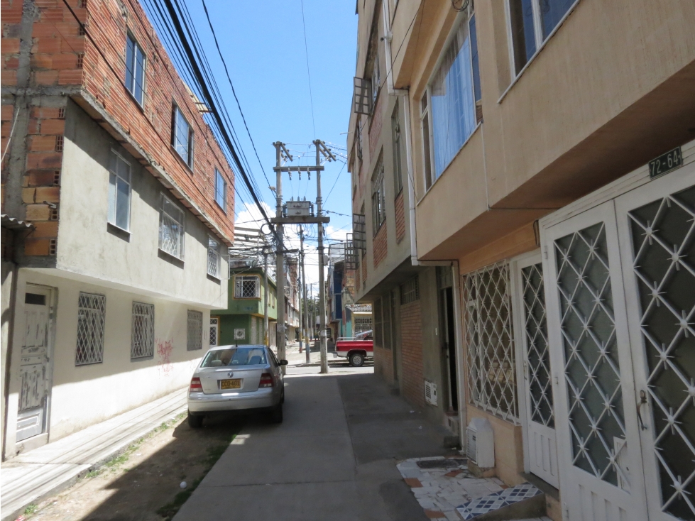 Casa en venta en Engativá, Bogotá · foto 24 de 24