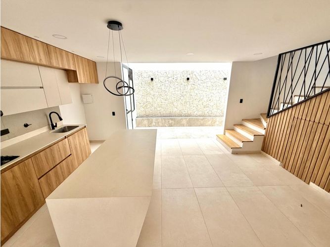 Casa de 3 alcobas en venta en La Ceja, 135 m² · foto 2 de 15