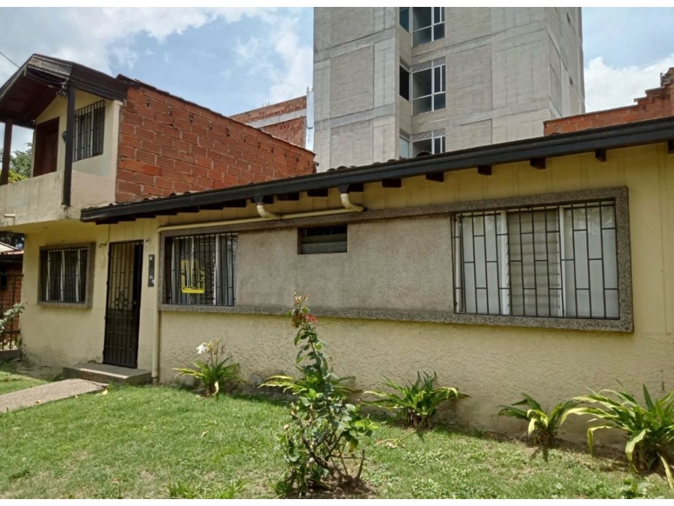 Casa en venta en Belén, Medellín 2