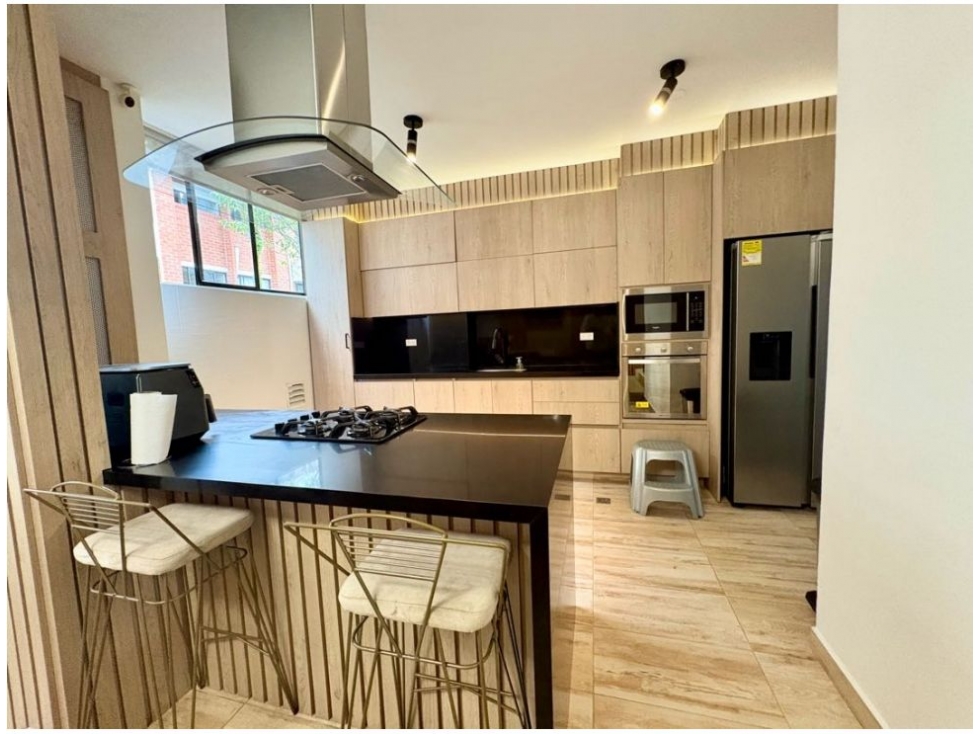 Casa en venta en El Poblado, Medellín 2
