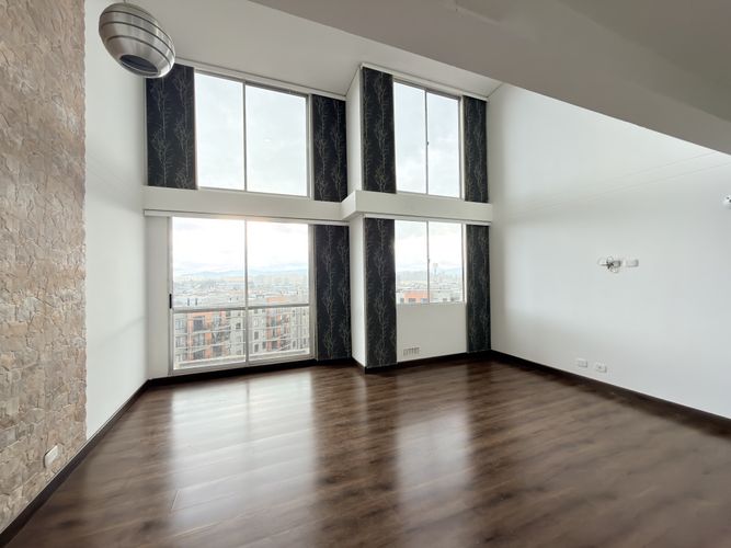 Apartamento de 3 alcobas en venta en Las Delicias, Madrid, 107 m² · foto 6 de 24