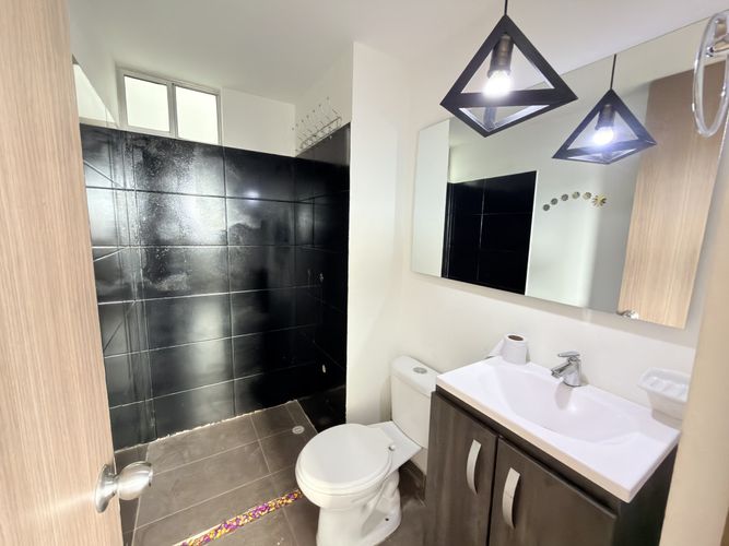 Apartamento de 3 alcobas en venta en Las Delicias, Madrid, 107 m² · foto 14 de 24