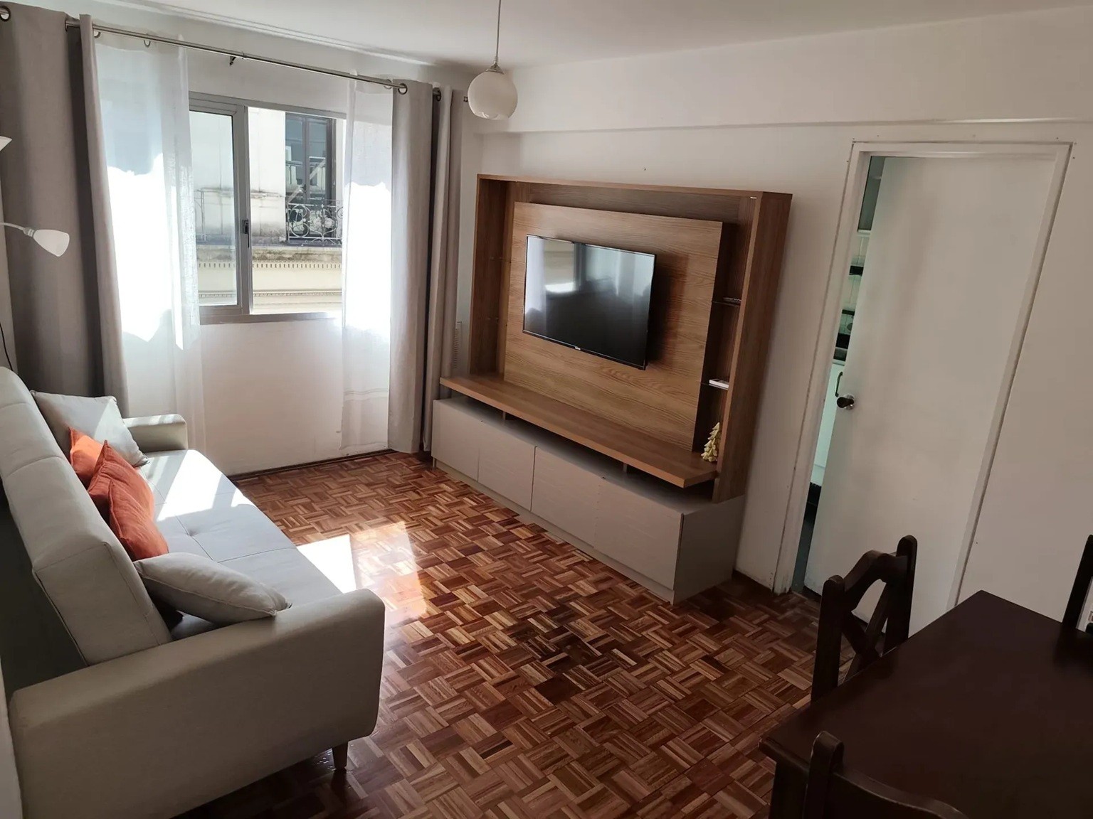HERMOSO ALQUILER AMUEBLADO EN CIUDAD VIEJA, 1 DORMITORIO, PISO 5, TERRAZA LAVADERO, GASTOS COMUNES BAJOS · Foto 7