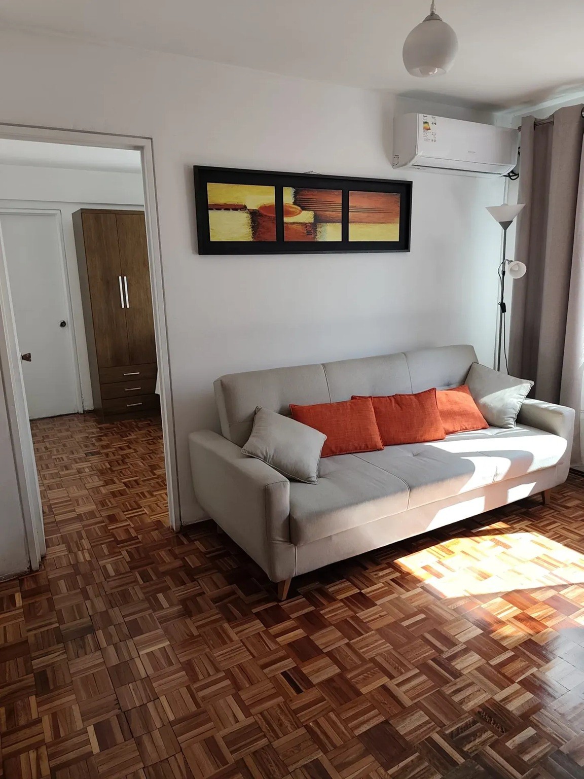 HERMOSO ALQUILER AMUEBLADO EN CIUDAD VIEJA, 1 DORMITORIO, PISO 5, TERRAZA LAVADERO, GASTOS COMUNES BAJOS · Foto 8