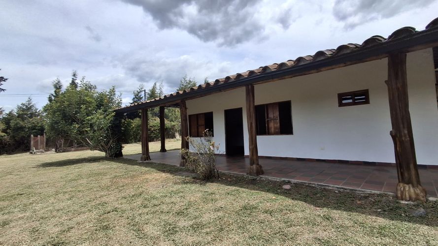 Finca en arriendo en Aeropuerto, Rionegro, 230 m² · foto 2 de 24