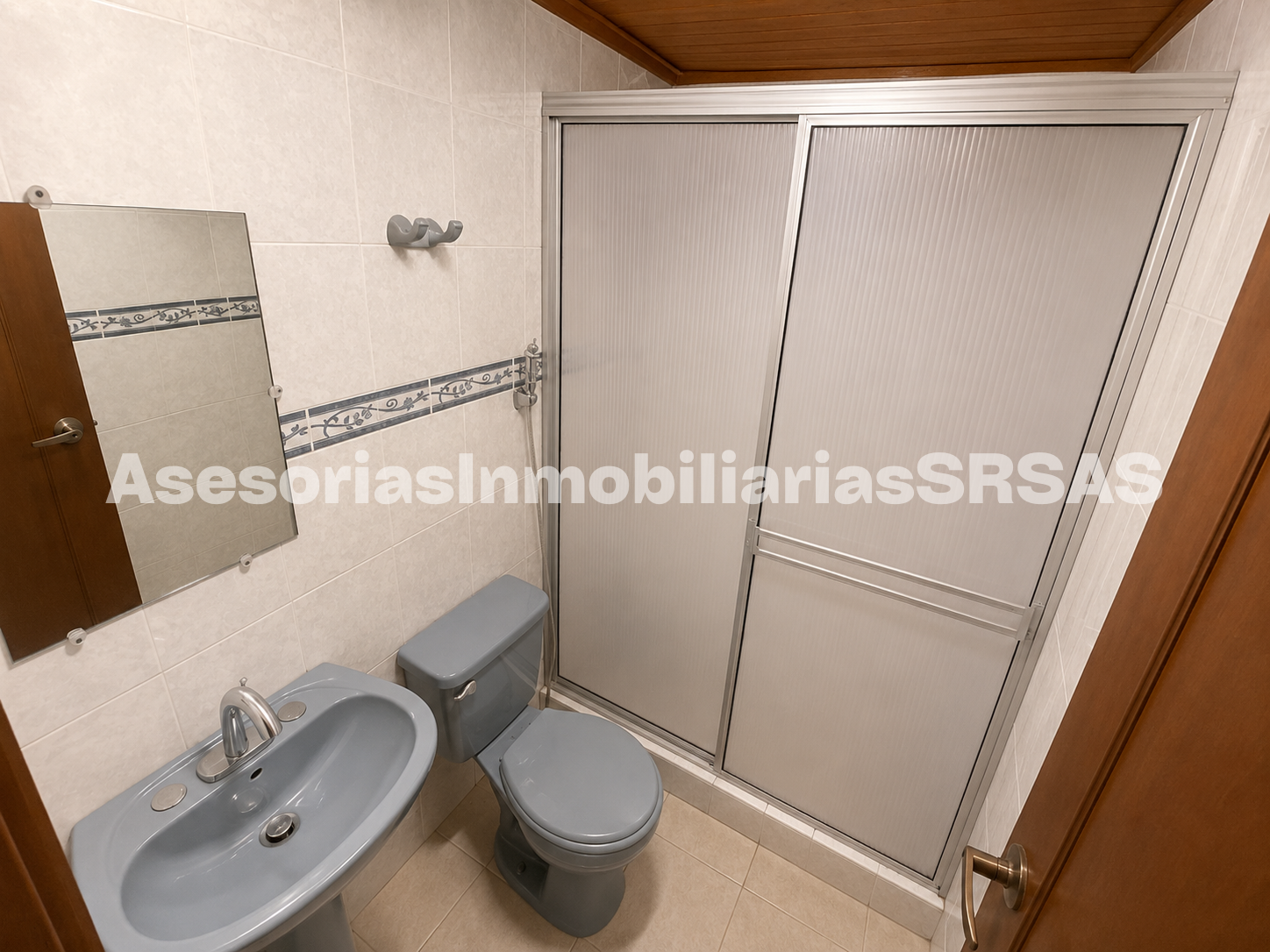 Casa en venta en Los Cerezos, Bogotá · foto 6 de 24
