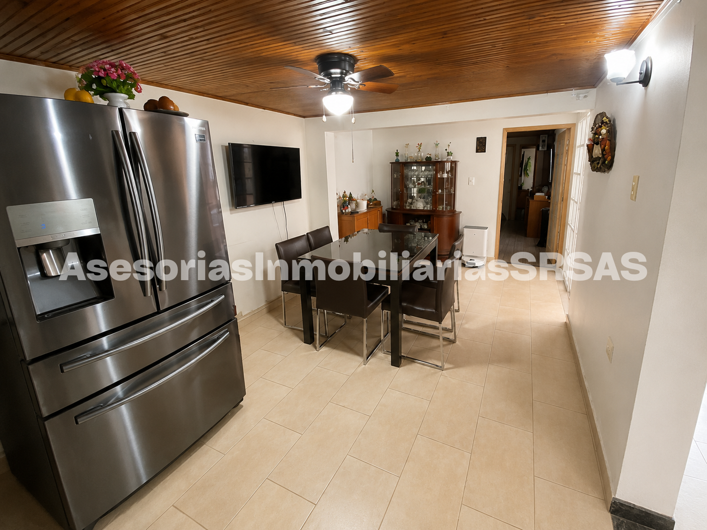 Casa en venta en Los Cerezos, Bogotá · foto 8 de 24