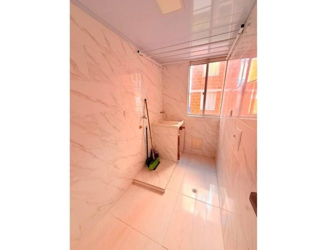 Apartamento de 3 alcobas en venta en San Antonio Del Carrizal, Girón, 60 m² · foto 3 de 10