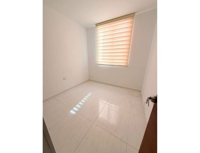 Apartamento de 3 alcobas en venta en San Antonio Del Carrizal, Girón, 60 m² · foto 2 de 10