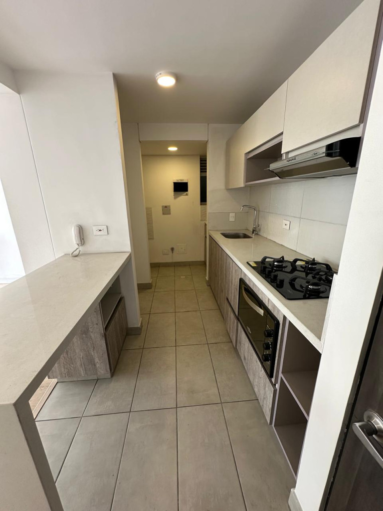 Apartamento en venta en Las Americas, Bogotá · foto 9 de 22