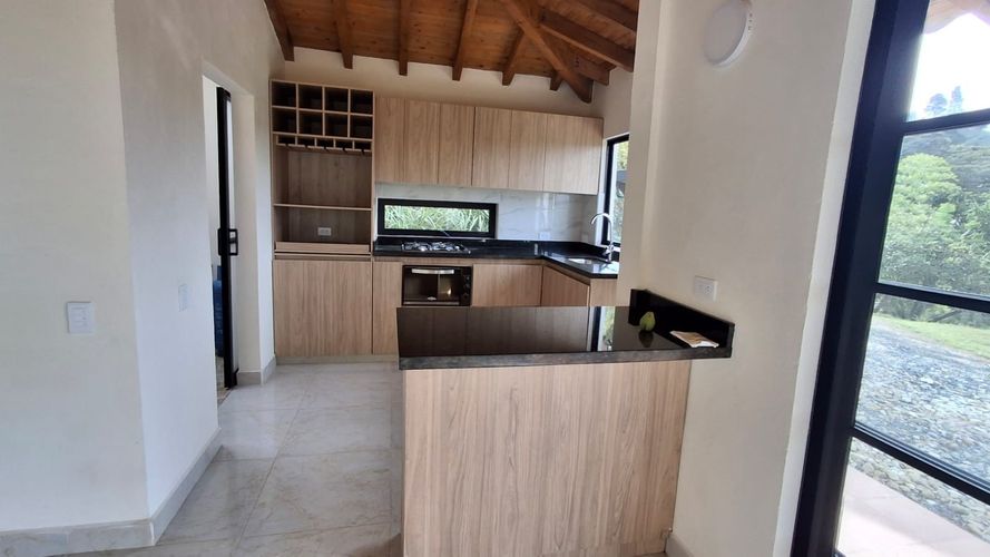 Finca en arriendo en La Mosquita, Guarne, 112 m² · foto 4 de 19