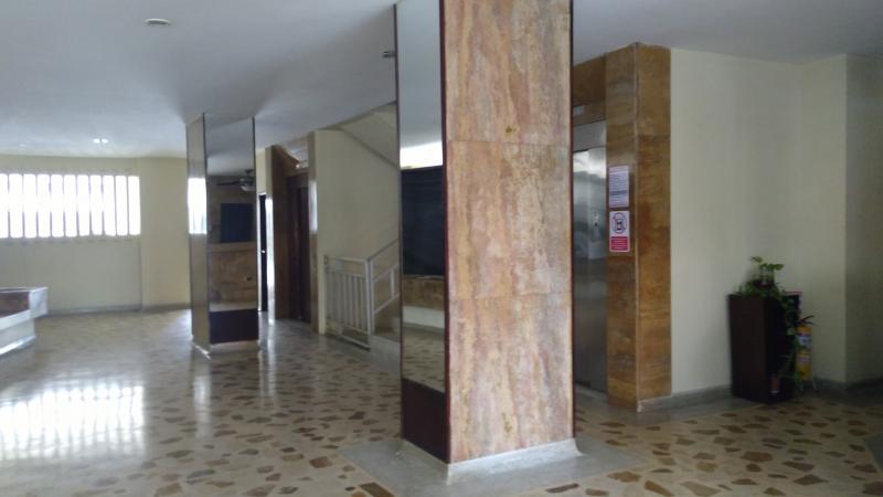 Departamento en alquiler bajo precio de mercado en Altos del prado