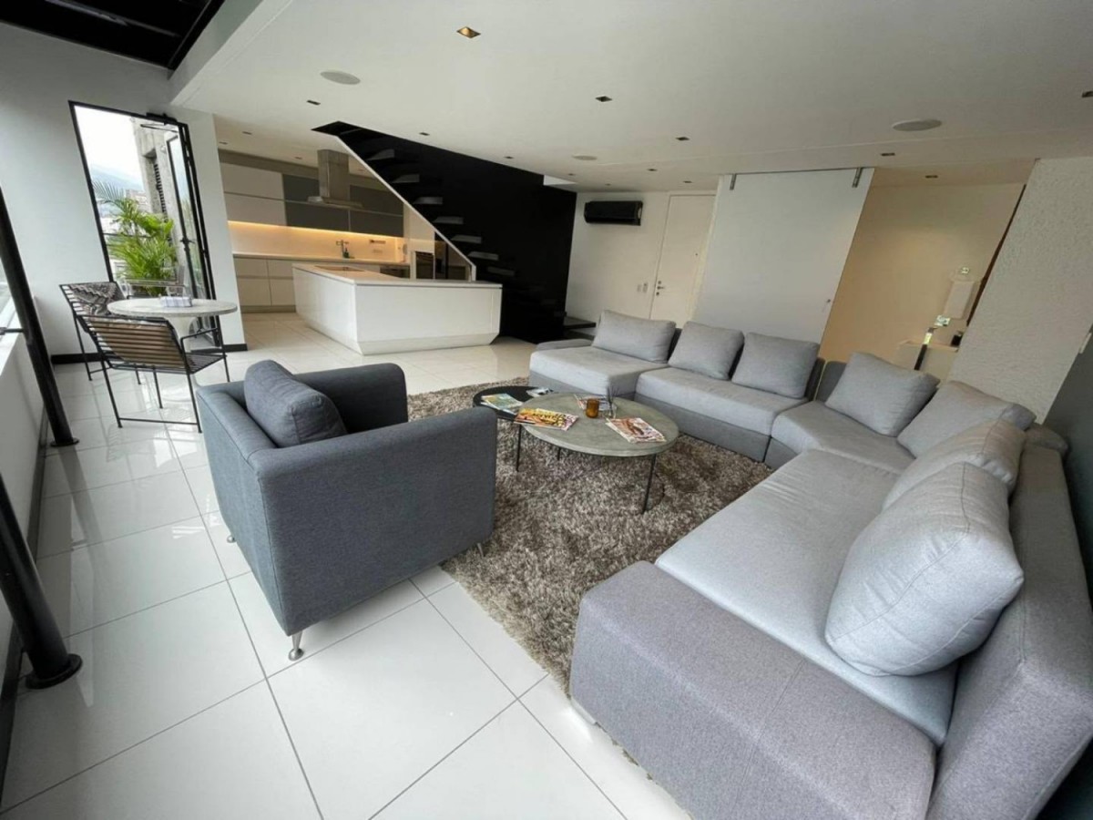 Apartment for sale in El Poblado, Medellín 3