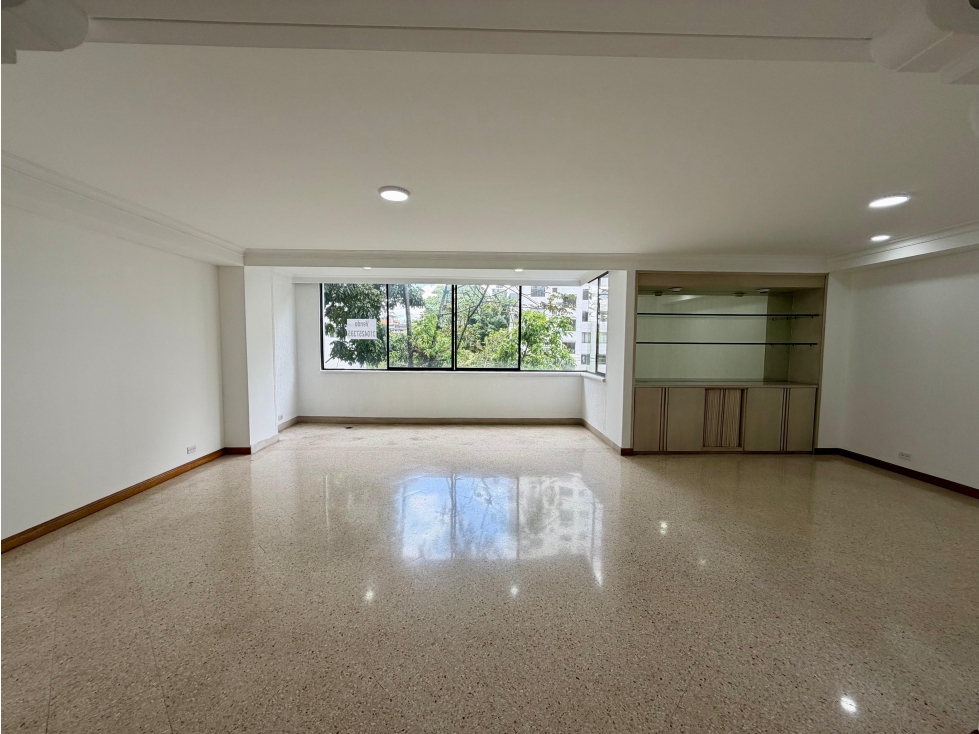 3BR Apartment in Milla de Oro (195 m²) - 2