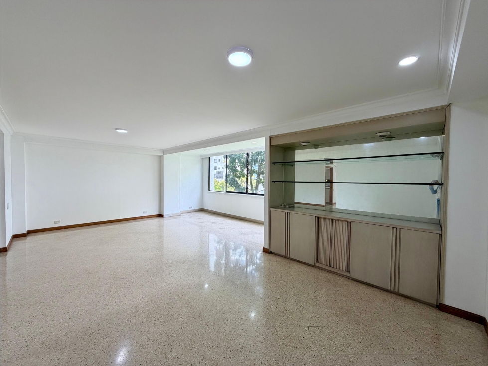 3BR Apartment in Milla de Oro (195 m²) - 3