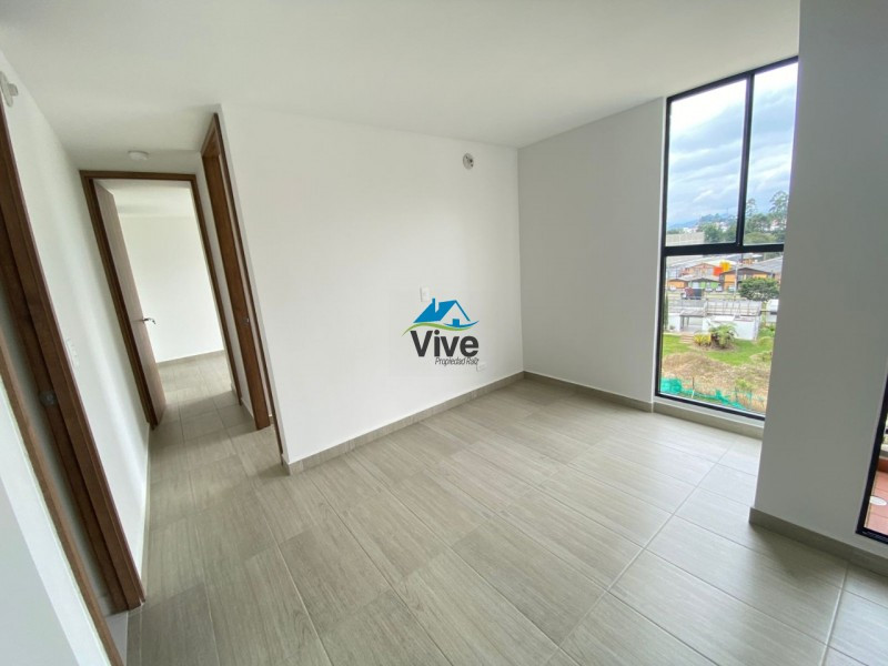 Apartamento en arriendo en Centro, Rionegro · foto 4 de 12