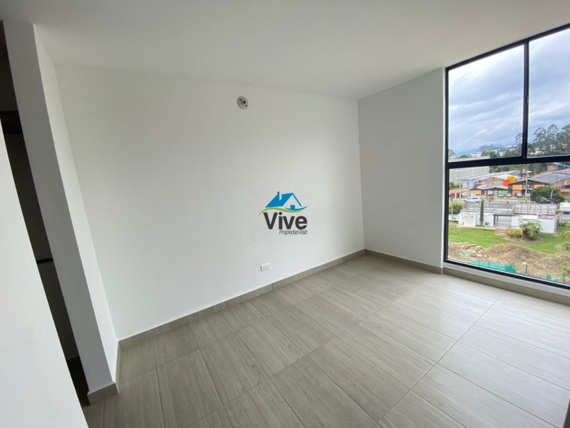 Apartamento en arriendo en Centro, Rionegro · foto 10 de 12