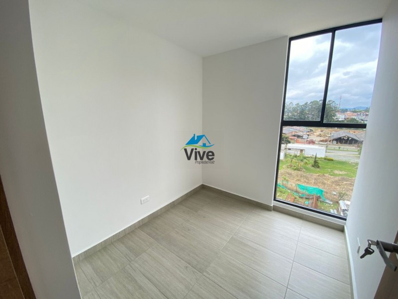Apartamento en arriendo en Centro, Rionegro · foto 11 de 12