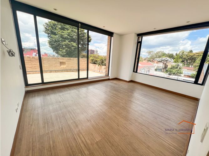 Apartamento de 3 alcobas en venta en Santa Barbara Alta, Bogotá, 447 m² · foto 23 de 24