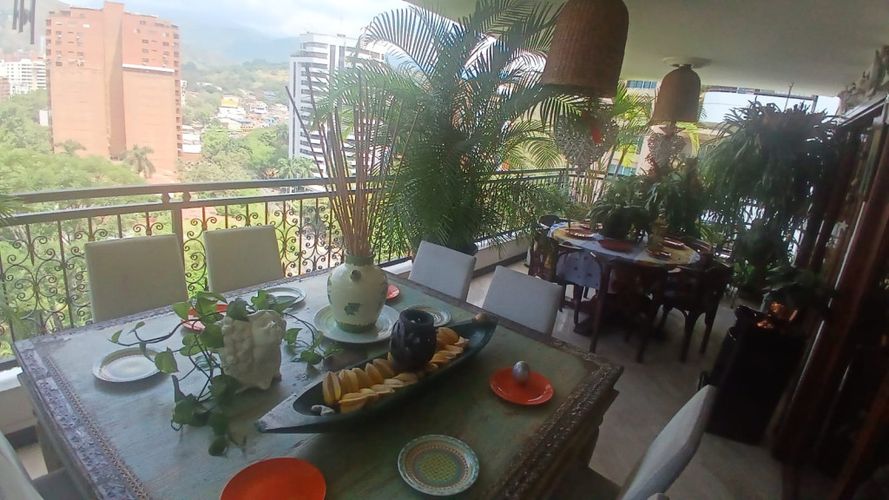 Apartamento de 4 alcobas en venta en Normandia, Cali, 280 m² · foto 5 de 24