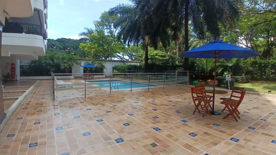 Apartamento de 4 alcobas en venta en Normandia, Cali, 280 m² · foto 22 de 24