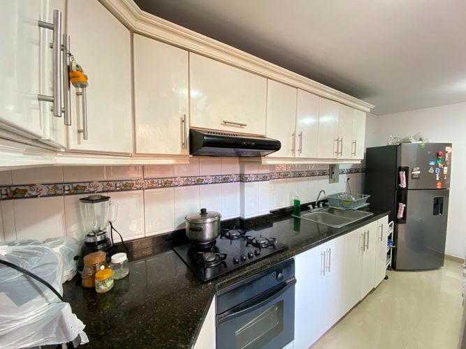Casa de 3 alcobas en venta en Cañaveral, Floridablanca, 225 m² · foto 5 de 24
