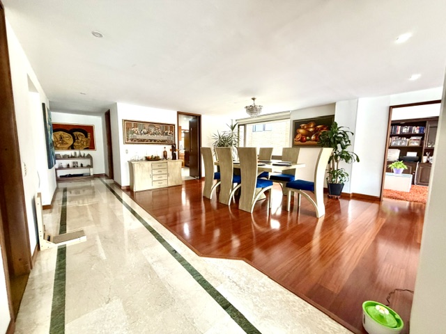Apartamento en venta en Santa Barbara, Bogotá · foto 5 de 24
