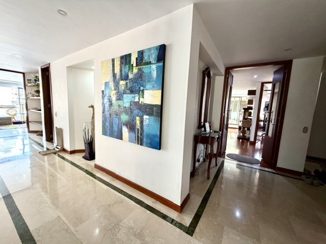 Apartamento en venta en Santa Barbara, Bogotá · foto 11 de 24
