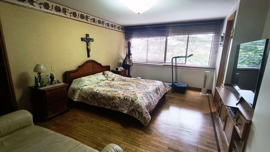 Apartamento de 3 alcobas en venta en San Lucas, Medellín, 205 m² · foto 17 de 24