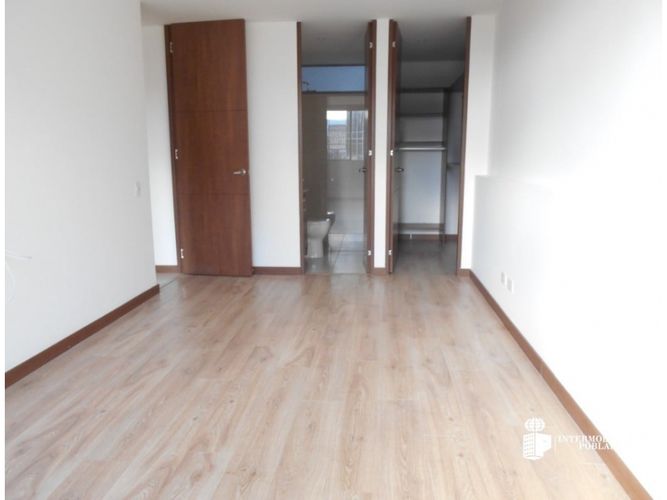 Apartamento de 2 alcobas en arriendo en Loma De Los Gonzalez, Medellín, 86 m² · foto 8 de 15