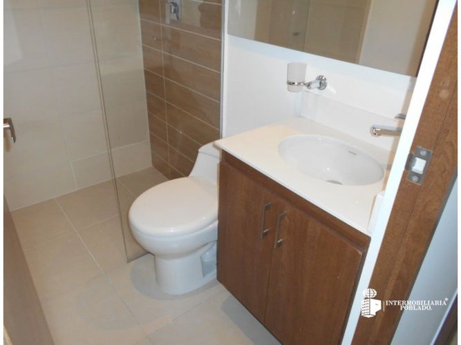 Apartamento de 2 alcobas en arriendo en Loma De Los Gonzalez, Medellín, 86 m² · foto 13 de 15