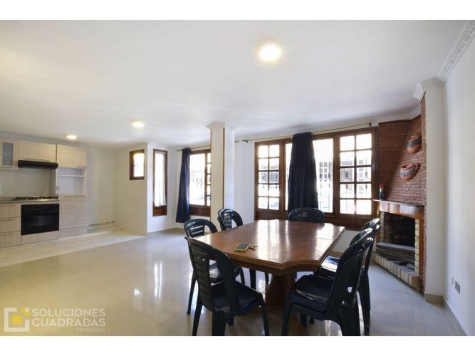 Casa de 4 alcobas en venta en Centro, Sopó, 135 m² · foto 2 de 10