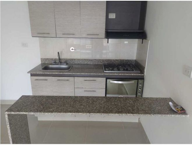 Apartamento de 3 alcobas en venta en El Rincón, Medellín, 55 m² · foto 6 de 13