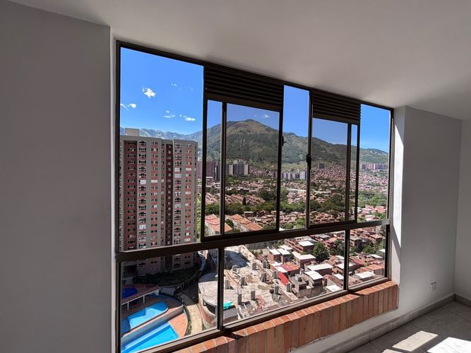 Apartamento de 3 alcobas en venta en Bello Horizonte, Bello, 52 m² · foto 18 de 24