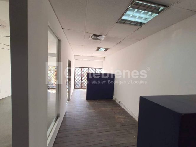Bodega en arriendo en Colombia, Medellín, 180 m² · foto 13 de 14