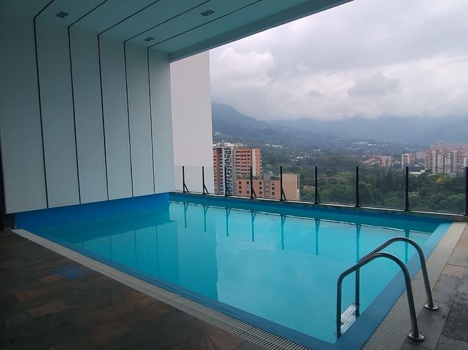 Apartamento de 1 alcoba en arriendo en San Lucas, Medellín, 90 m² · foto 23 de 24