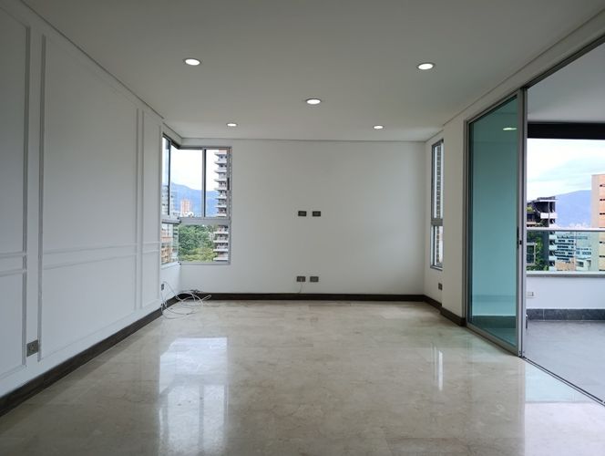 Apartamento de 3 alcobas en arriendo en Vía Las Palmas, Medellín, 150 m² · foto 6 de 24