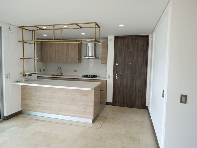 Apartamento de 3 alcobas en arriendo en Vía Las Palmas, Medellín, 150 m² · foto 16 de 24